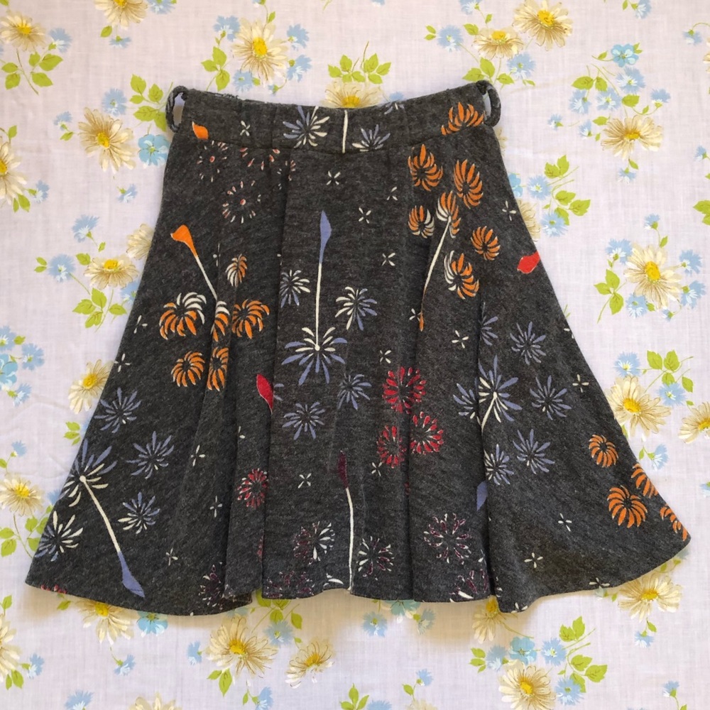 Fireworks 🎇 wool blend circle skirt S